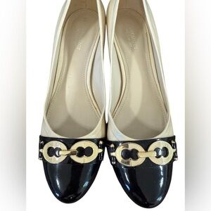 NATURALIZER N5 COMFORT Black and Beige Patent Leather Loafers
